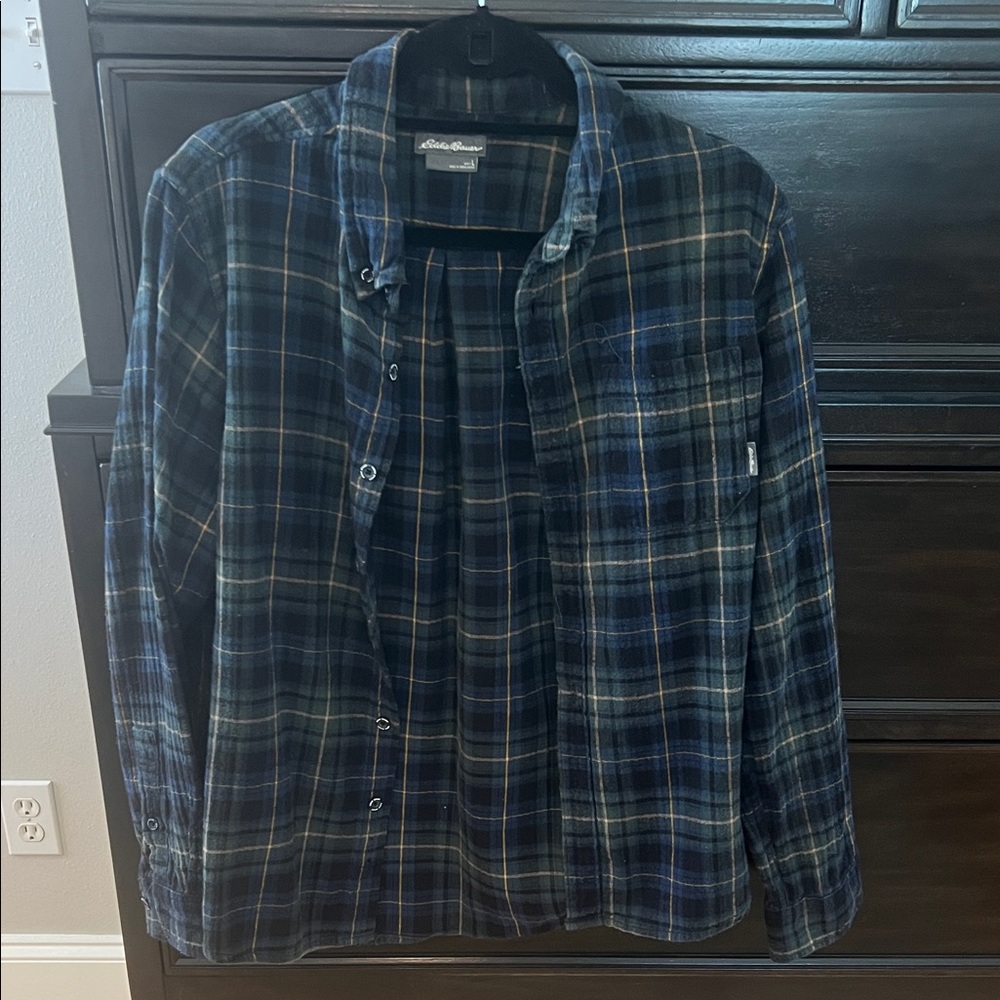 Eddie Bauer Navy and Green flannel‎ Plaid Shirt